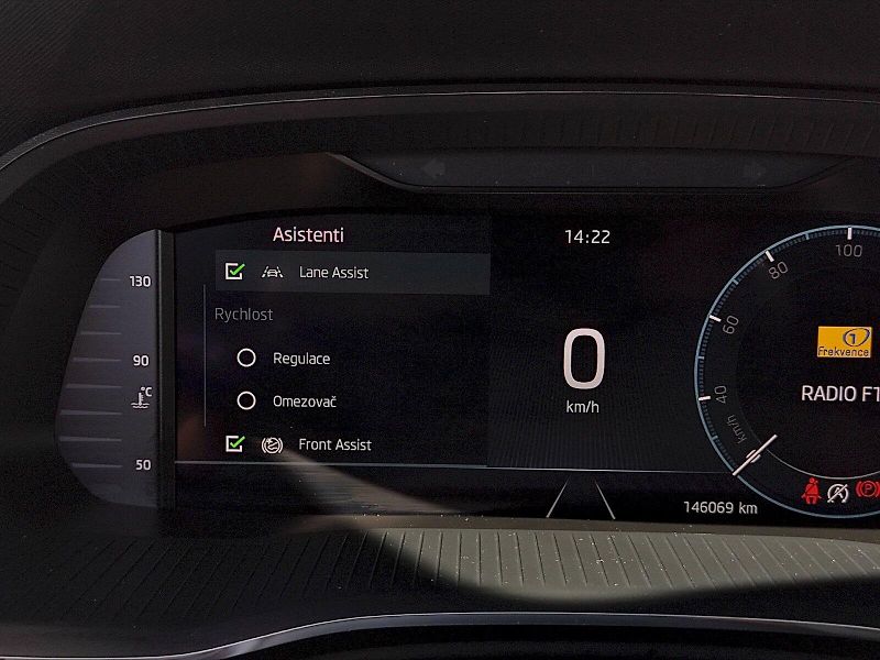 Škoda Octavia (2020) Ambition 2,0 Tdi 85 Kw - fotka 8 z 36