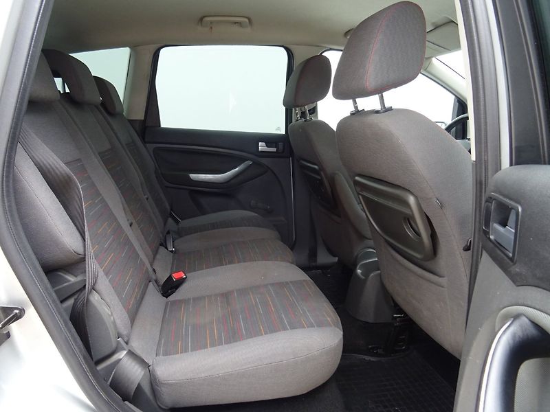 Ford C-MAX (2007) 1.6i,74kW - fotka 12 z 16