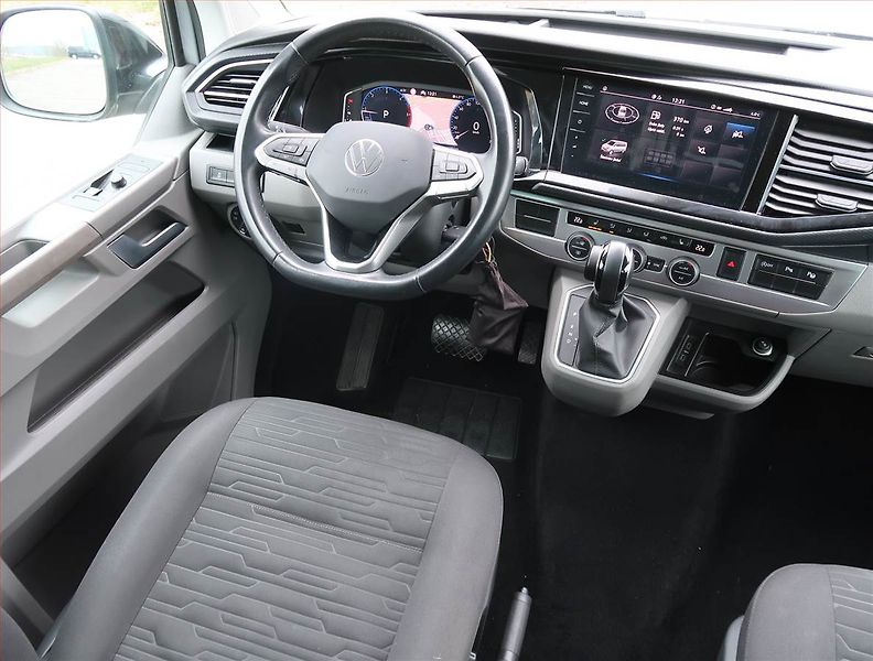 Volkswagen Caravelle (2021) Comfortline 2.0 TDI, ČR - fotka 7 z 15