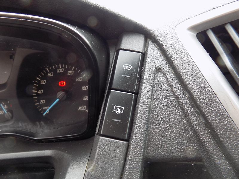 Ford Transit 2,2 TDCI 114KW 8SD, NOVÝ MOTOR - fotka 29 z 42
