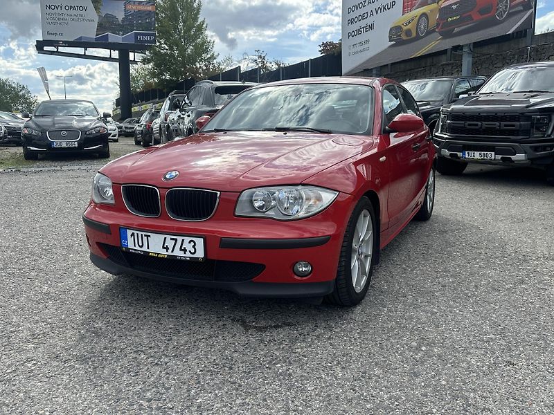 BMW Řada 1 (2006) BMW 116 2006 - fotka 3 z 16