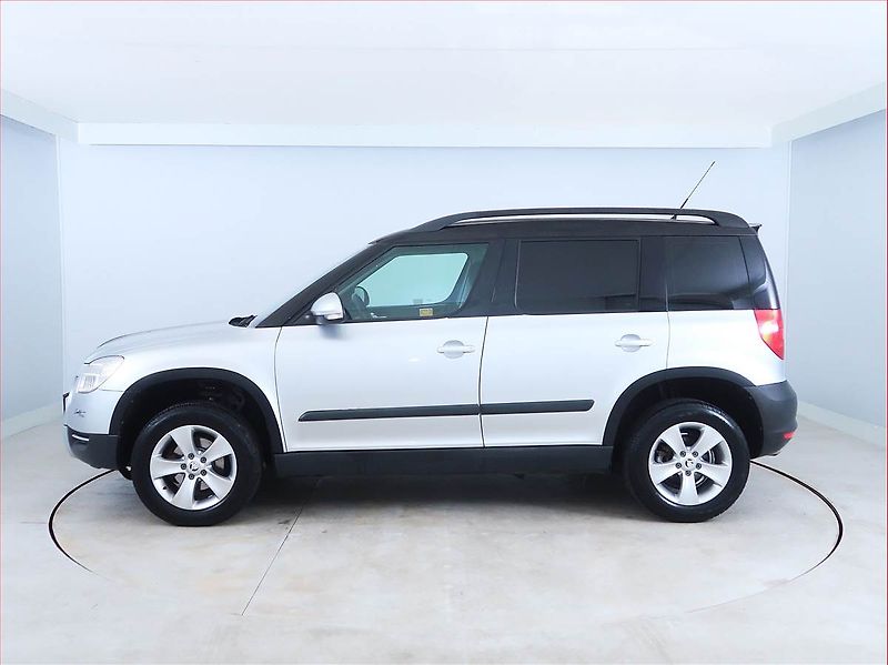 Škoda Yeti (2010) 1.2 TSI, Automat - fotka 3 z 14