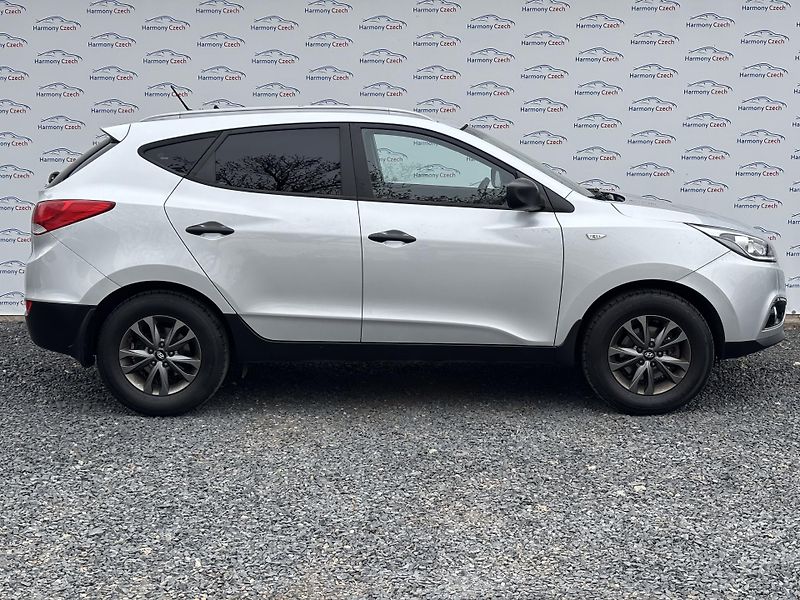 Hyundai ix35 (2015) 2.0GDI, 122kW, ČR - fotka 4 z 16