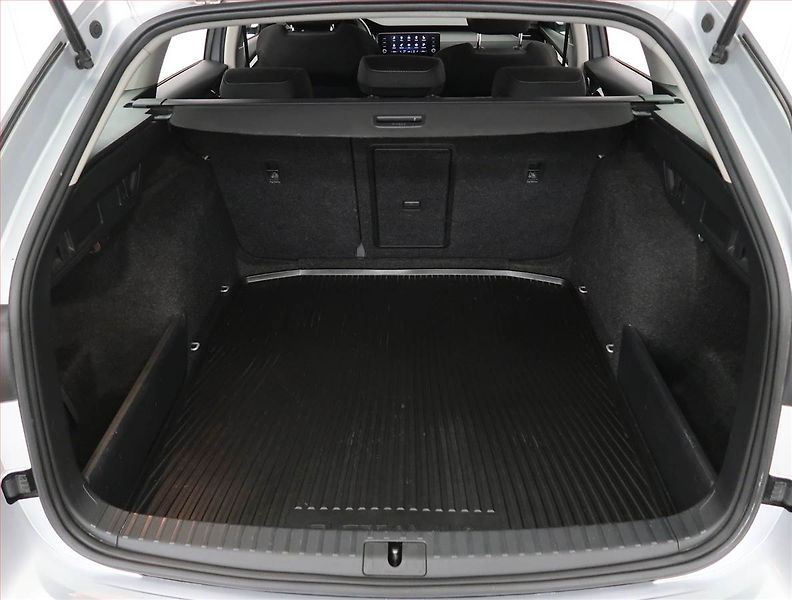Škoda Octavia (2021) Ambition 2.0 TDI, Serv.kniha - fotka 13 z 24