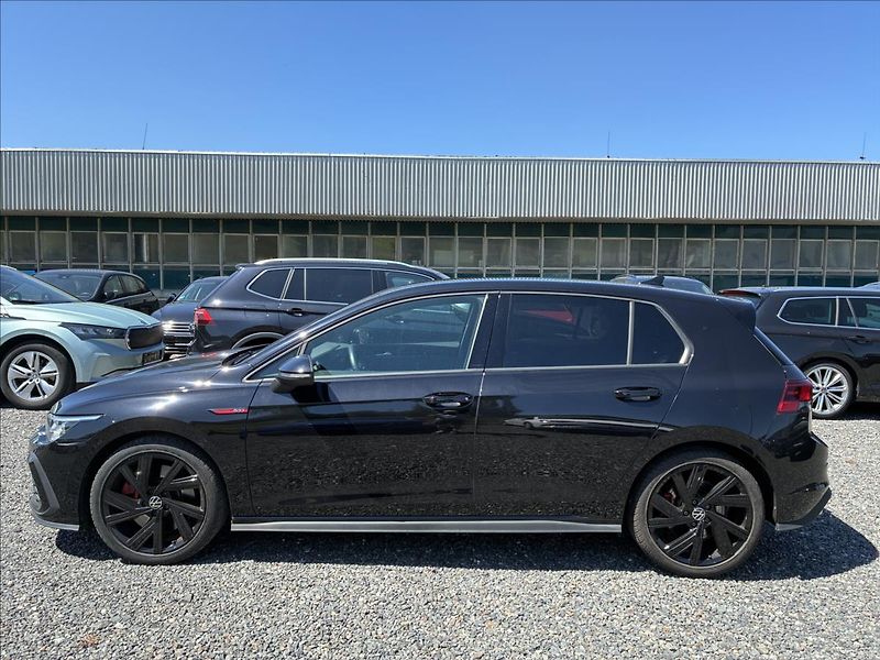 Volkswagen Golf 2,0 TSI 180 KW GTI - fotka 4 z 27