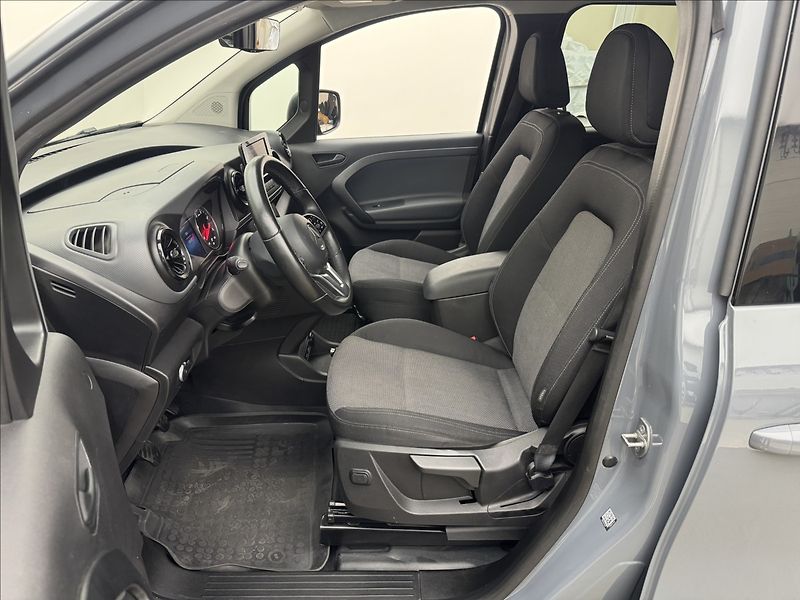 Mercedes-Benz Citan 1,5 TOURER DPH NAV LED 1MAJ ČR - fotka 29 z 38