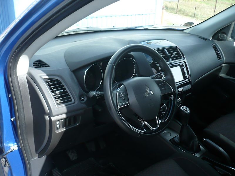 Mitsubishi ASX 1.6i 86Kw Klimatizace - fotka 14 z 33