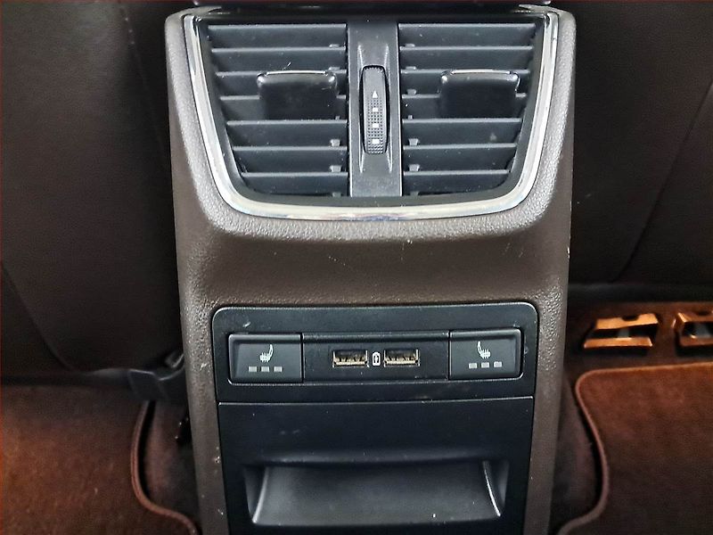 Škoda Octavia (2018) Laurin&Klement 2.0 TDI, 4X4 - fotka 22 z 22