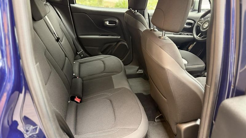 Jeep Renegade (2020) 1.3 T4 PHEV,4x4,50km dojezd - fotka 45 z 59