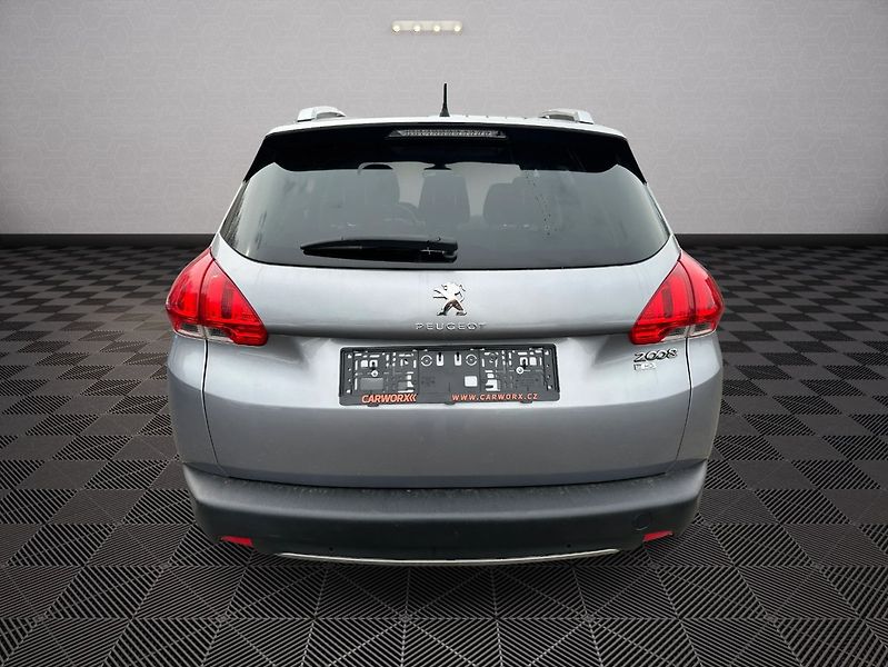 Peugeot 2008 (2014) 1.6Hdi 68Kw Allure - fotka 5 z 25