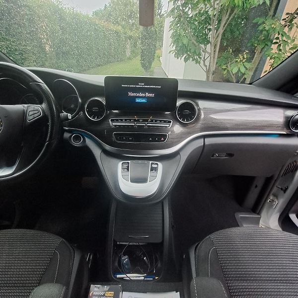 Mercedes-Benz Třídy V (2021) V 300 d, Avantg, L, 1maj.ČR - fotka 6 z 10