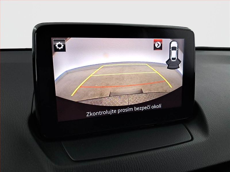 Mazda 2 (2019) 1.5 16V, ČR,1.maj, Tempomat - fotka 14 z 19