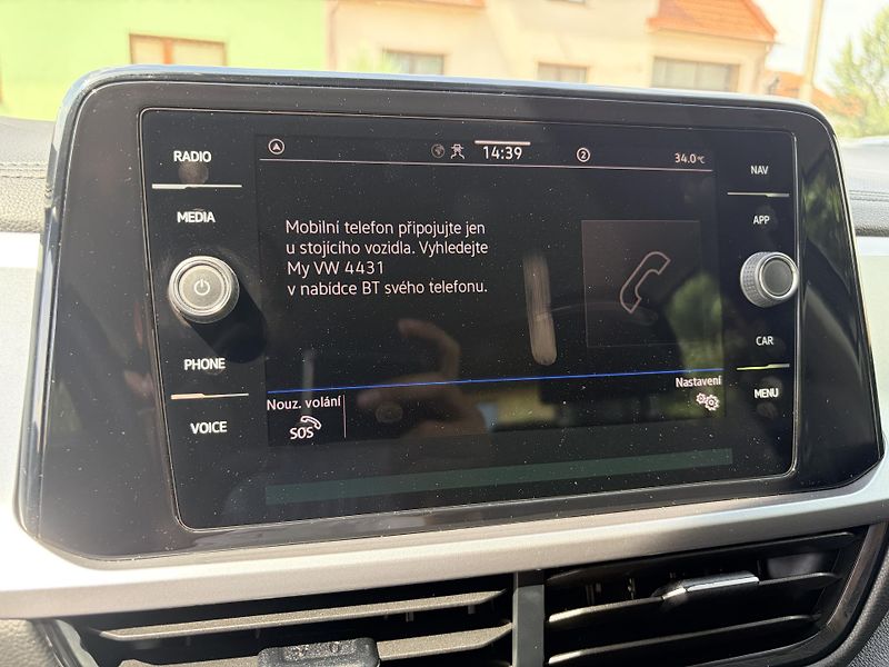 Volkswagen T-Roc 1.0TSI LED VIRTUAL - fotka 28 z 47
