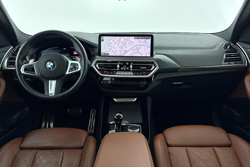 BMW X3 xDrive20d - fotka 14 z 26