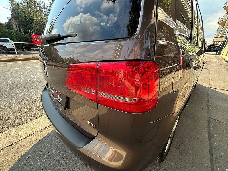 Volkswagen Touran 1.4TSI-103KW.DSG.7MÍST.ZÁRUKA - fotka 46 z 51