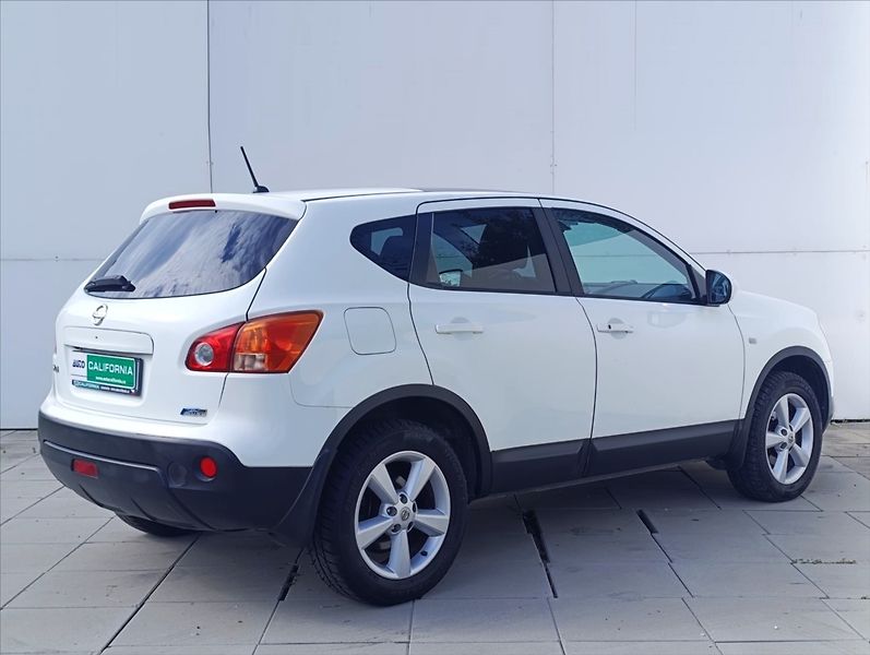 Nissan Qashqai 1,5 DCi Navi Kamera Panorama - fotka 6 z 31