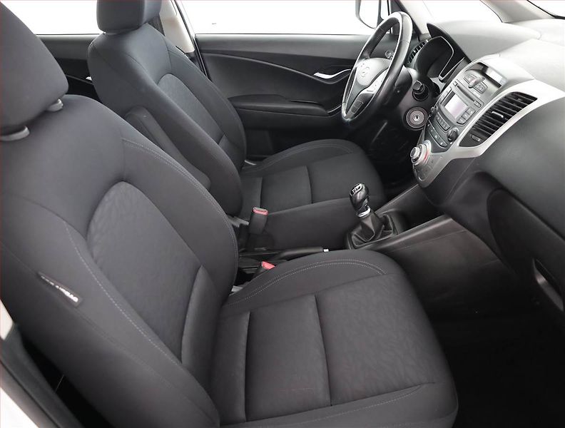 Volkswagen Passat (2020) R-Line 2.0 TDI - fotka 7 z 17