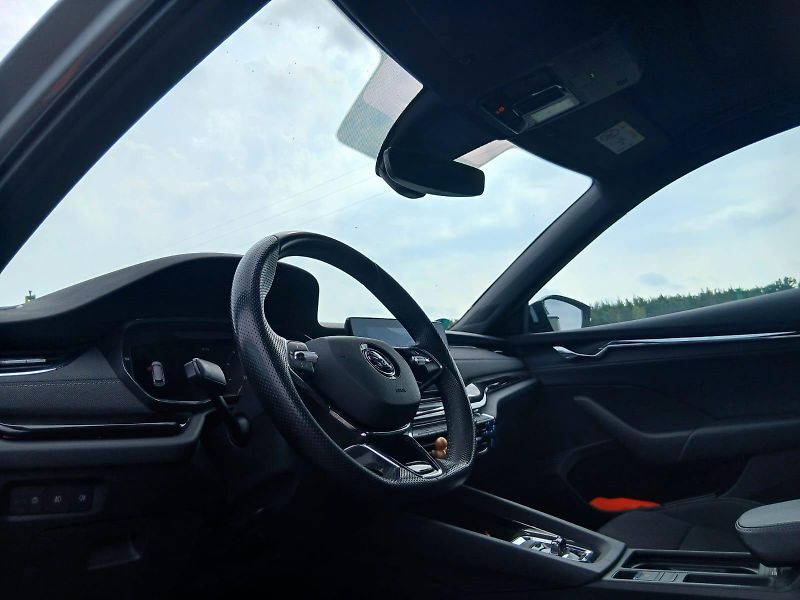 Škoda Octavia 2.0 TDI,STYLE INDIVIDUAL - fotka 57 z 58