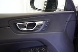 Volvo XC60 (2017) - náhled 10