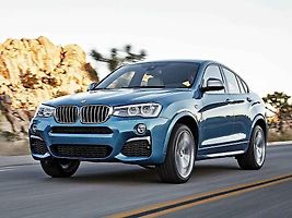 BMW X4 M40i.