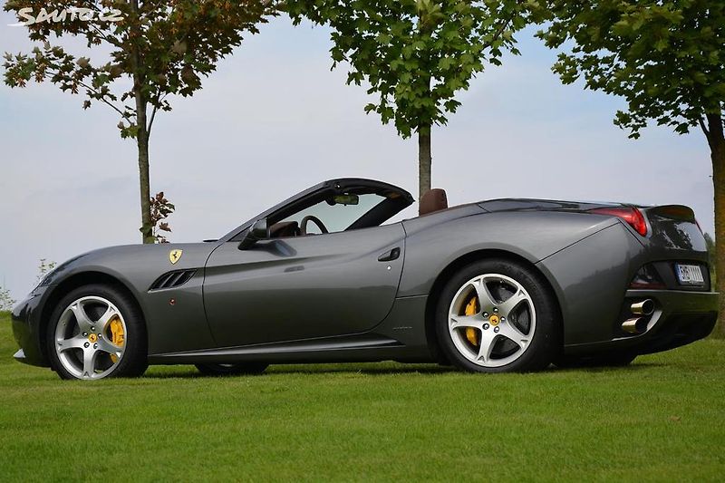 Ferrari California (2011) Top Podepsaná KIMI RAIKKONEN - fotka 21 z 48