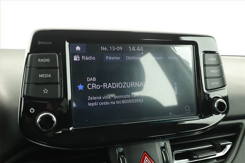 Hyundai i30 (2023) Comfort 1.0 T-GDI, Automat, ČR - fotka 9 z 14