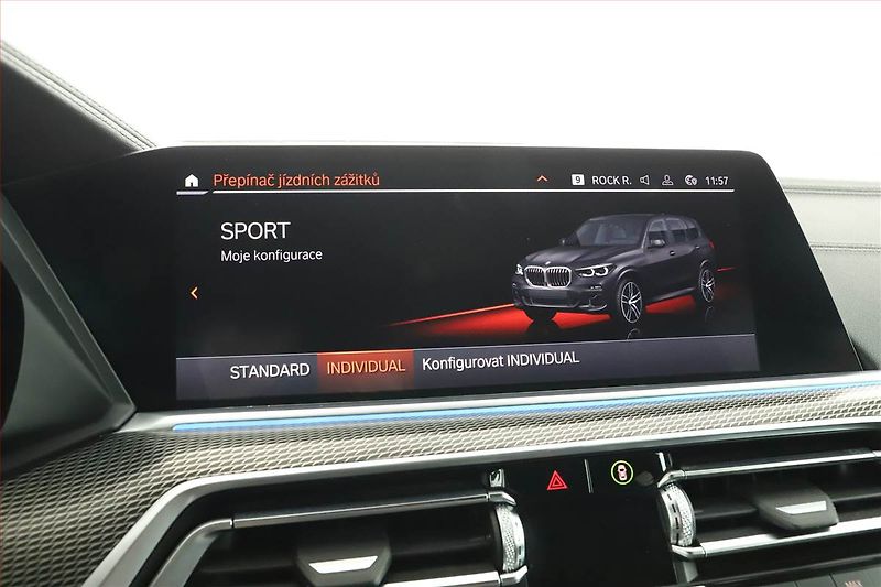 BMW X5 (2020) xDrive45e iPerf. - fotka 11 z 19