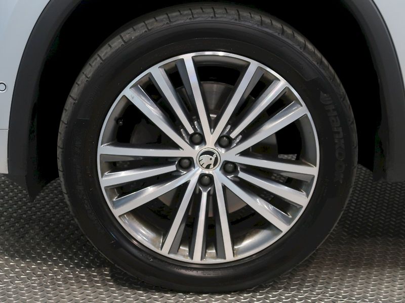 Škoda Kodiaq (2023) L&K 2.0TDI 147KW 4x4 DSG TAŽNÉ - fotka 12 z 43