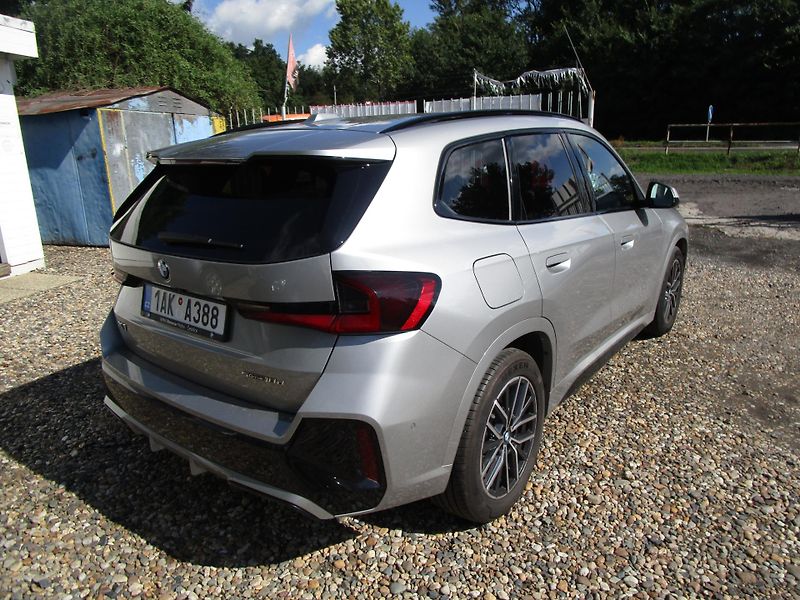 BMW X1 2,0D-110KW-KOUPEN V ČR-5000KM - fotka 7 z 26