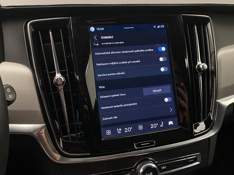 Volvo V90 T6 AWD RECHARGE BRIGHT PLUS - fotka 57 z 64
