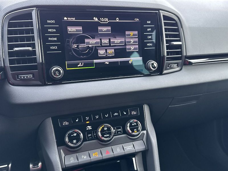 Škoda Karoq (2025) 2.0 TDI 4x4 DSG SportLine - fotka 10 z 34