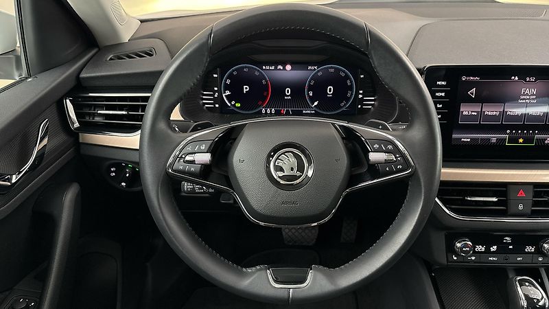 Škoda Kamiq 1.5 TSI DSG Style - fotka 9 z 25