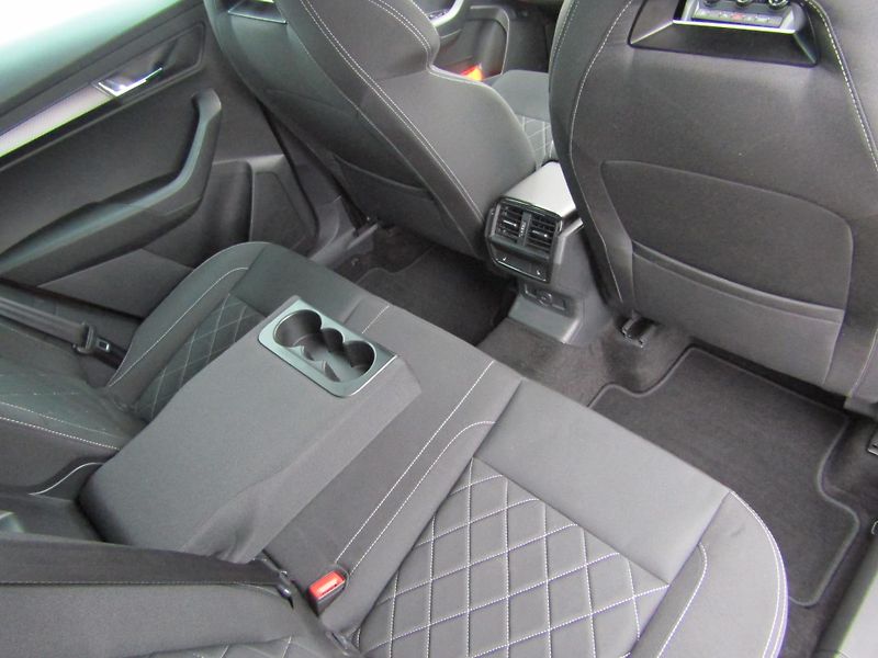 Škoda Karoq FL 4x4 Sportline 2.0 TDI CR /1 - fotka 25 z 30