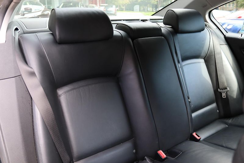 BMW Řada 7 730D XDRIVE F01 190kW - fotka 37 z 48