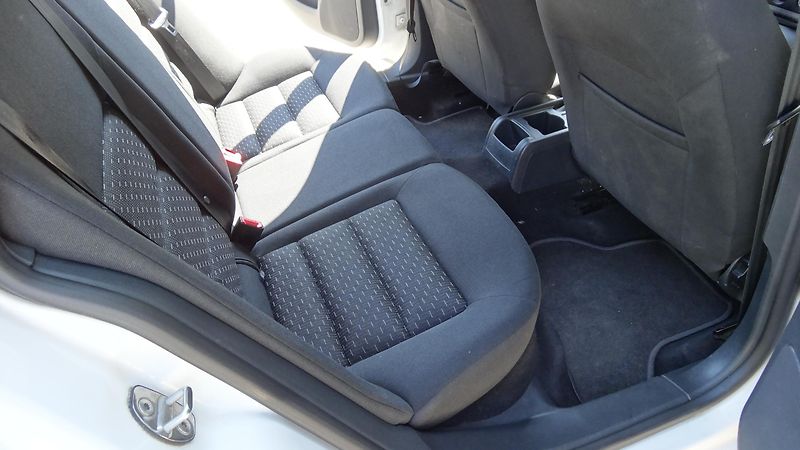 Škoda Octavia kombi 1.2TSI Ambition 77kW - fotka 5 z 11