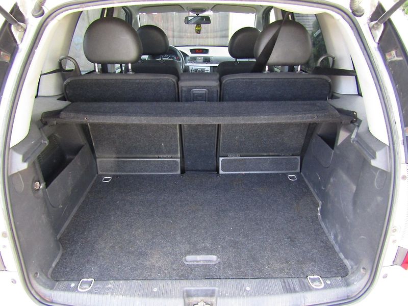 Opel Meriva (2006) 1.6 16v KLIMA FUNKČNÍ - fotka 22 z 32