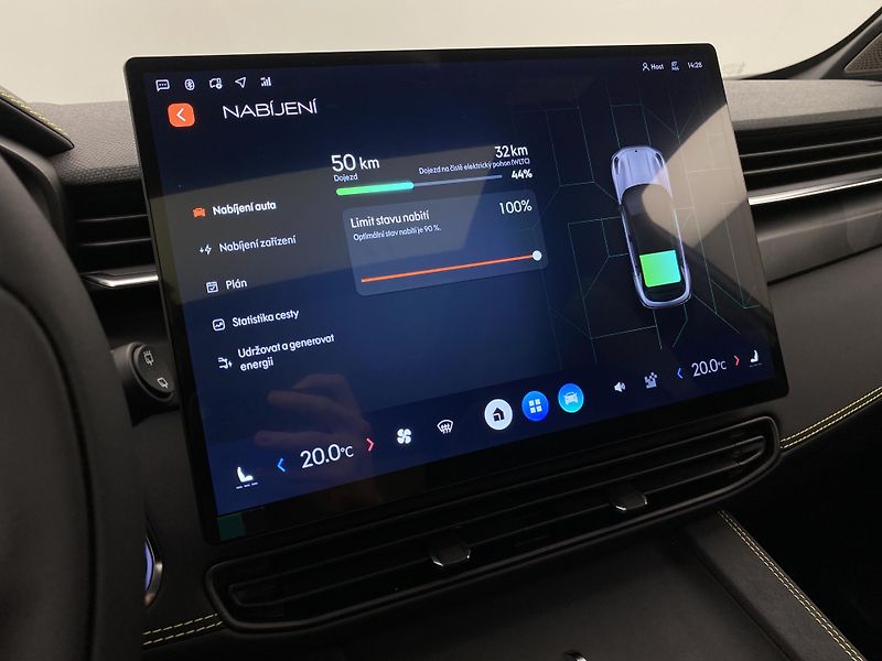 Lynk & Co 01 (2025) MORE PHEV AUT CZ 1.maj - fotka 56 z 90