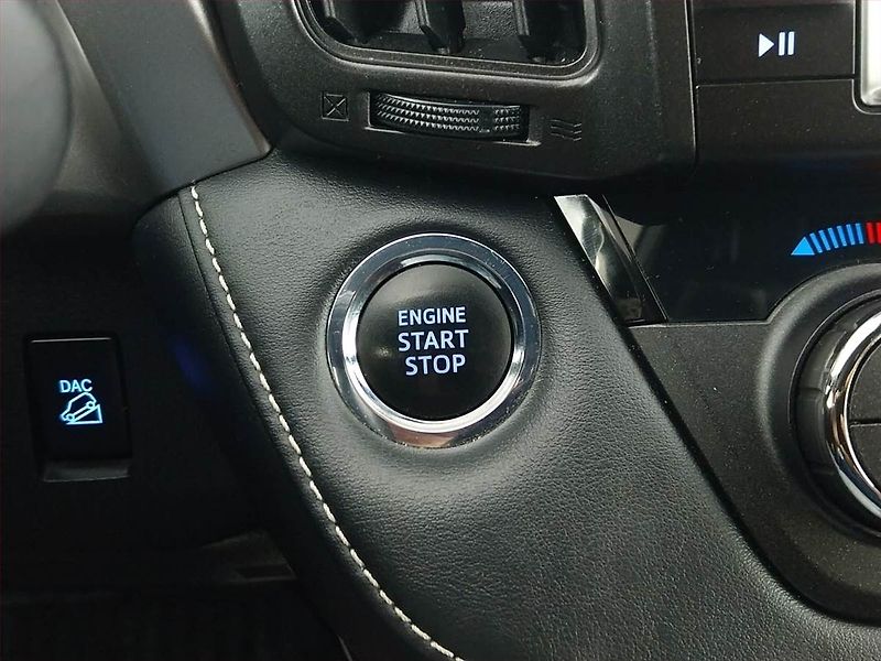 Toyota RAV4 (2018) Business 2.0 VVT-i - fotka 19 z 21