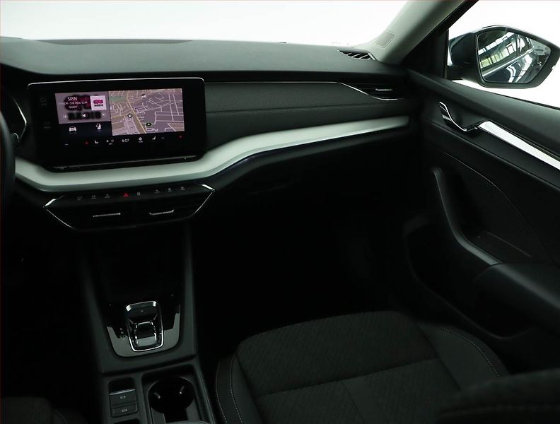 Škoda Octavia (2023) Style 2.0 TDI, Automat - fotka 8 z 17