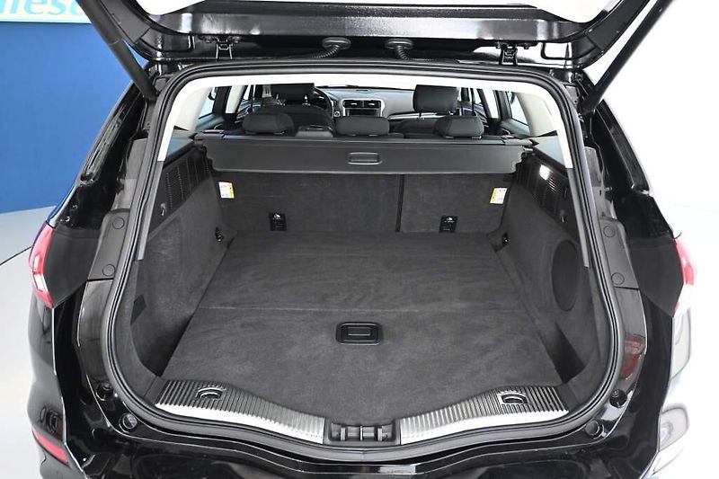 Ford Mondeo (2022) 2.0 LED SONY ACC Tažné Kamera - fotka 8 z 38