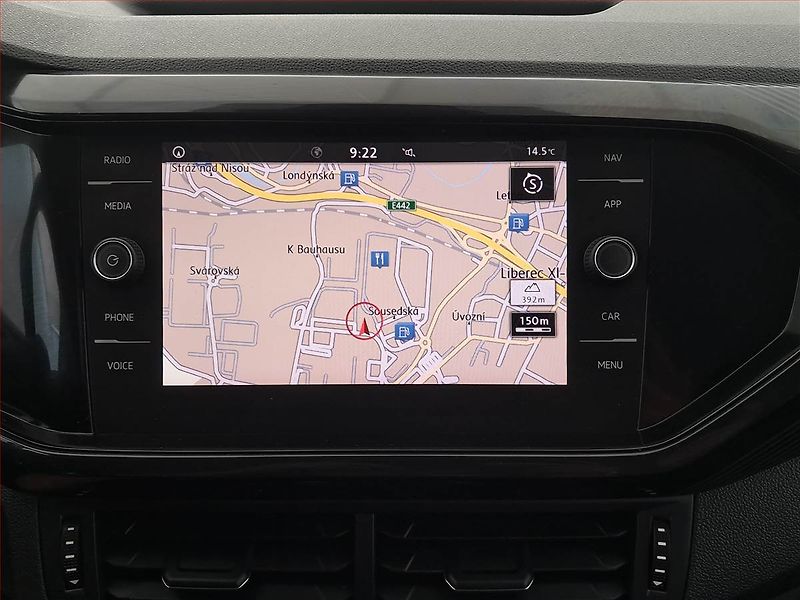 Volkswagen T-Cross (2019) 1.0 TSI - fotka 13 z 18