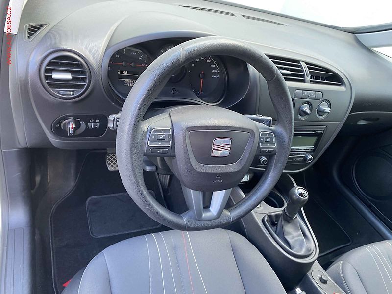 Seat Leon (2011) 1.2TSi, ČR, AC, temp, STK2/28 - fotka 12 z 16