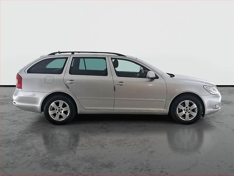 Škoda Octavia (2012) Elegance 1.6 TDI, po STK - fotka 6 z 17