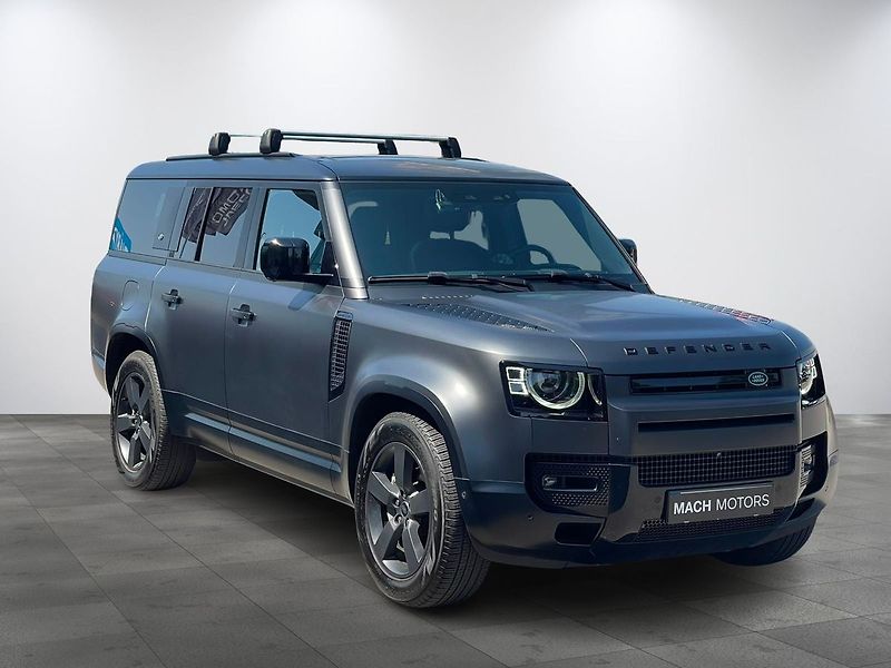 Land Rover Defender SE 400 130 V6 Benzín, PANO, TZ - fotka 2 z 21