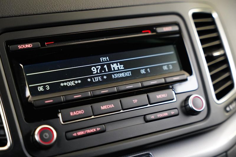 Volkswagen Sharan - fotka 22 z 28