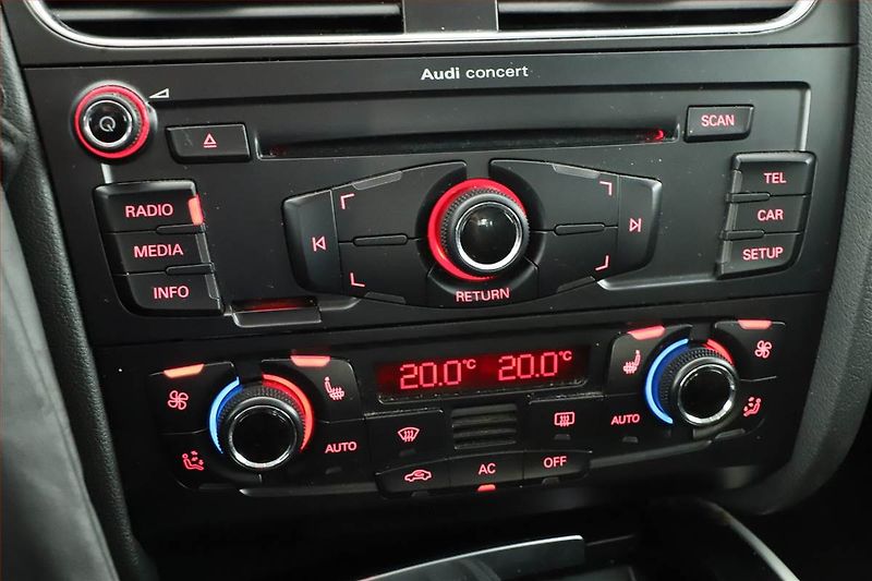 Audi A4 (2012) 2.0 TDI, Automat, Kůže - fotka 14 z 15