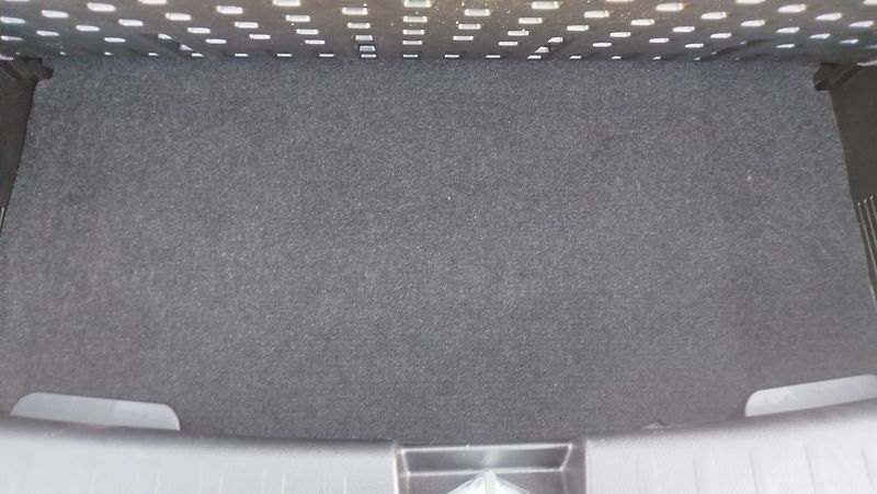 Suzuki Swift (2013) 1.2 16v 4x4  - fotka 29 z 35