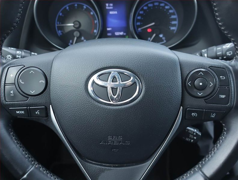 Toyota Auris (2016) 1.2 Ti, Serv.kniha, Navi - fotka 17 z 21