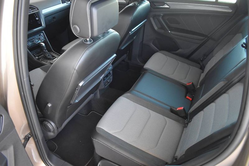 Volkswagen Tiguan (2018) 2.0TDI 140kW R-Line DSG, LED - fotka 11 z 28
