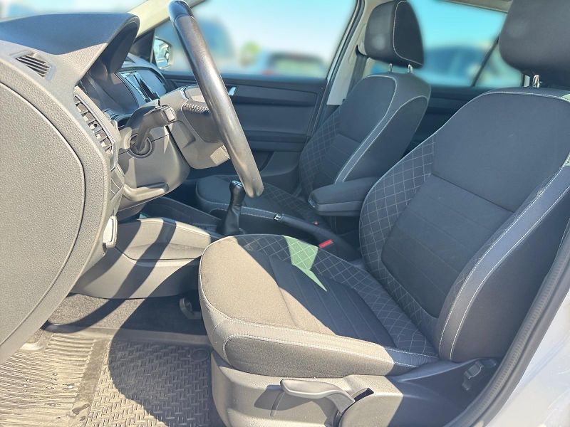 Škoda Fabia (2022) AMBITION 1.0TSI 70kW CZ DPH - fotka 7 z 11